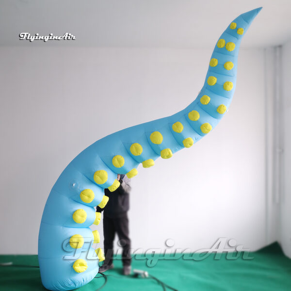 Cute Blue Inflatable Cartoon Squid Tentacle Sea Animal Model Blow Up Octopus Arm With Suckers For Theme Party Decoration
