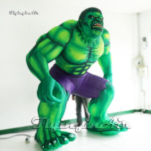 green-giant-inflatable-hulk-avengers-superhero-balloon