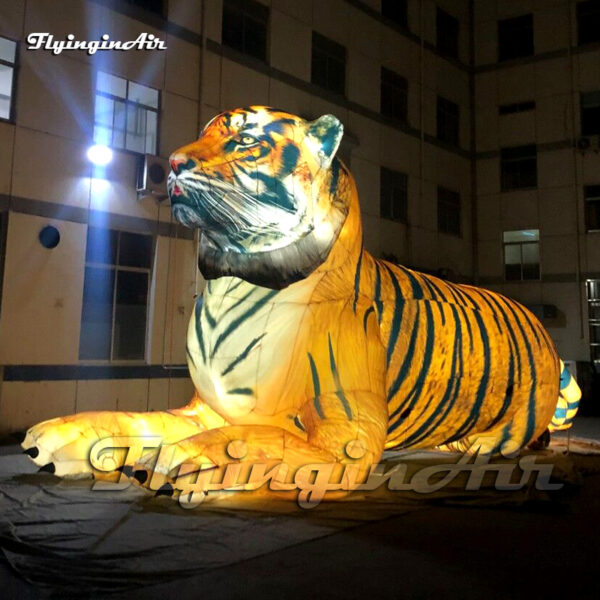 large-inflatable-tiger-with-led-light