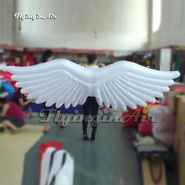 catwalk-costume-walking-inflatable-angel-wings