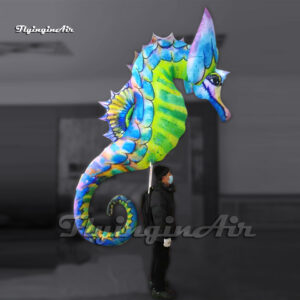 walking-inflatable-seahorse-puppet-parade-sea-animal-balloon