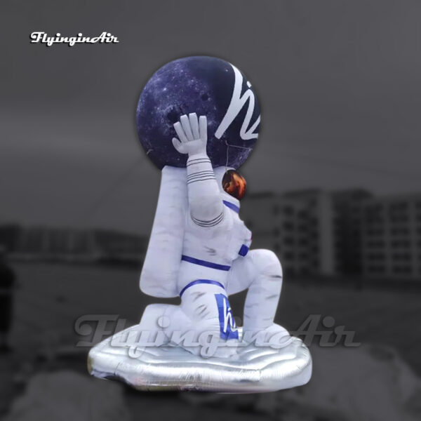 advertising-inflatable-astronaut-hold-up-a-planet-ball