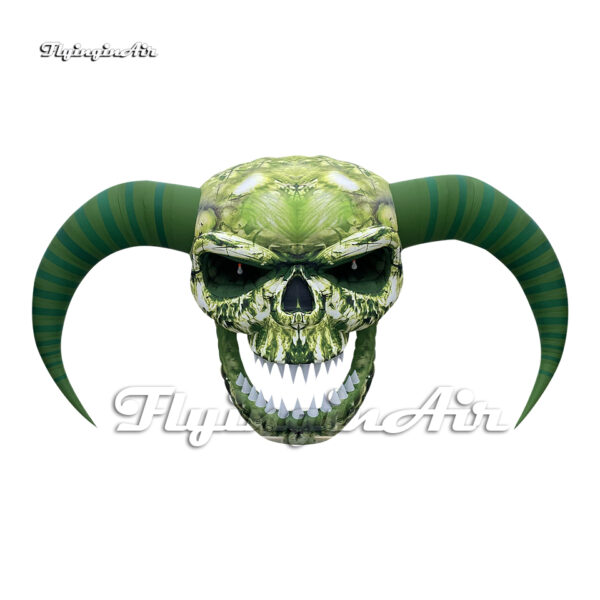 hanging-green-giant-inflatable-skull-model-with-horns